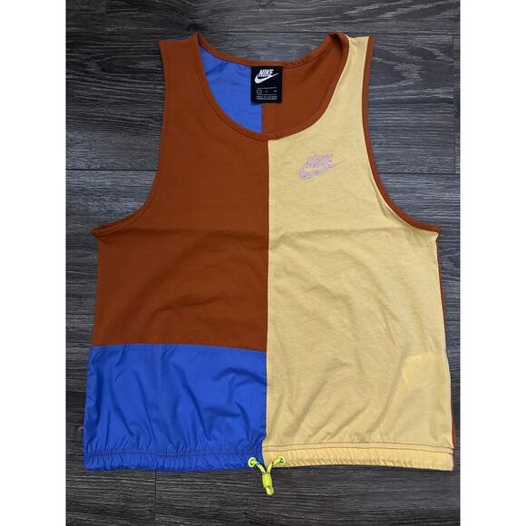 Nike Womens Sportswear Icon Clash Tank size Small - Picture 1 of 6